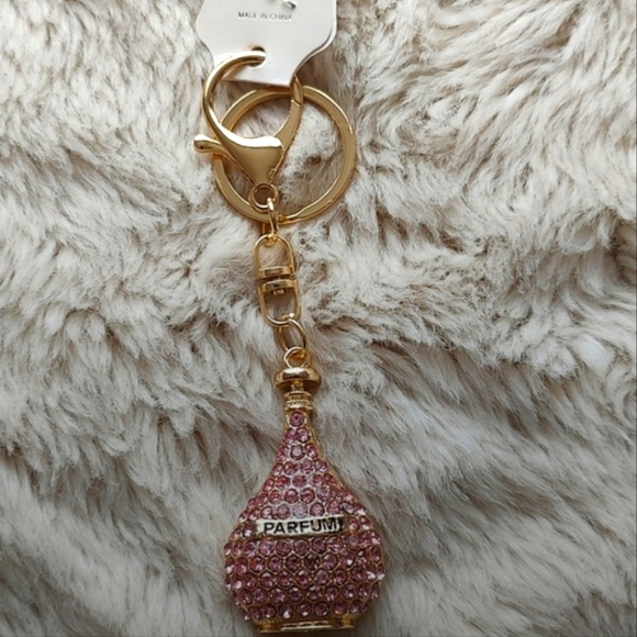 NWT Perfume Bottle Key Chain Bag Charm - Picture 1 of 2